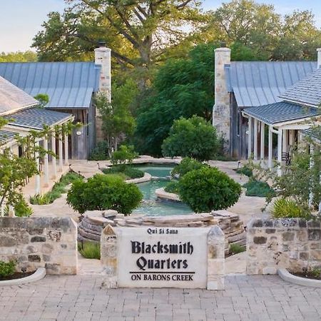 Blacksmith Quarters Fredericksburg Camera foto